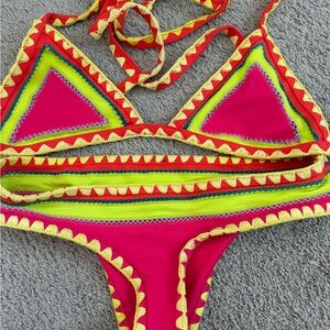 Super cute SAME Seim (sold on Revolve) Catch bikini bottoms and top.